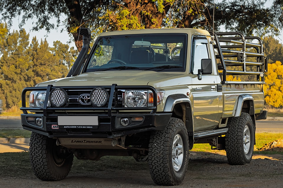 Standard Cattle Rail - Toyota Land Cruiser SC 2 Standard Cattle Rail - Toyota Land Cruiser SC